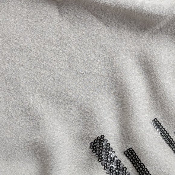 Express cream top with sequin decorations - Picture 6 of 9